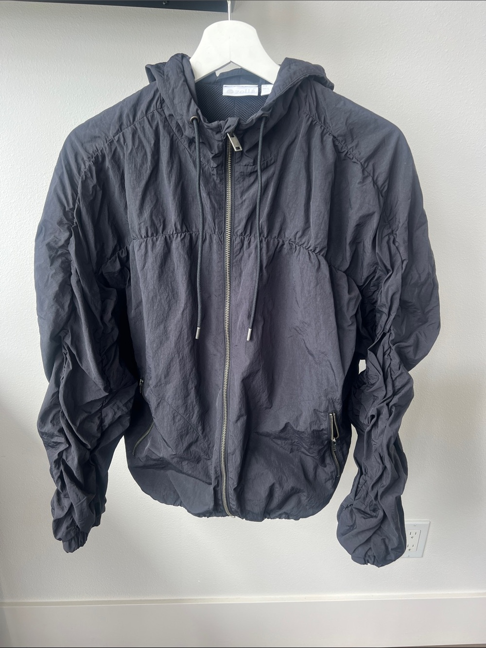 Zella Lightweight Hooded Windbreaker Jacket - Black NWT